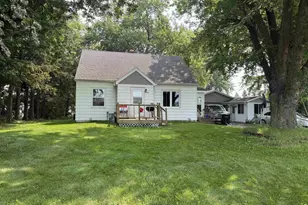1073 Phillips Rd, Green Bay, WI 54311 - Photo 1