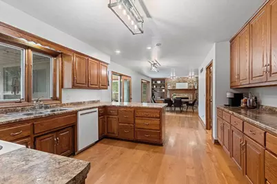 2615 Edgewood Lane, Green Bay, WI 54302 - Photo 23