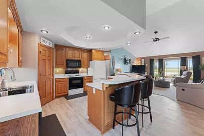2514 Serene Court, De Pere, WI 54115 - Photo 13