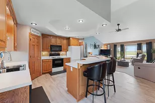 2514 Serene Ct, De Pere, WI 54115 - Photo 13