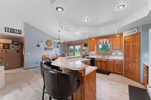 2514 Serene Ct, De Pere, WI 54115 - Photo 9