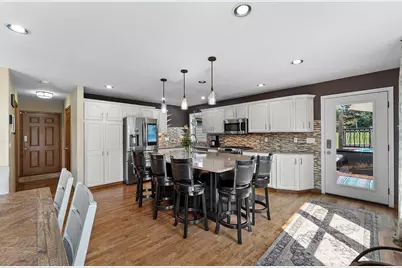 3401 Knox Lane, Neenah, WI 54956 - Photo 11