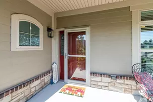 2379 E Glenhurst Ln, Appleton, WI 54913 - Photo 3