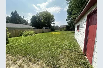 716 Appleton Street, Menasha, WI 54952 - Photo 3
