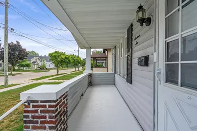 1610 S 14th Street, Manitowoc, WI 54220 - Photo 5