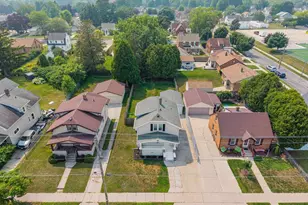 1610 S 14th St, Manitowoc, WI 54220 - Photo 43