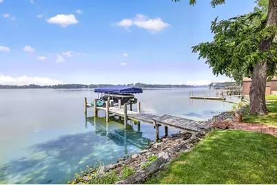 1376 Lakeshore Drive, Menasha, WI 54952 - Photo 71