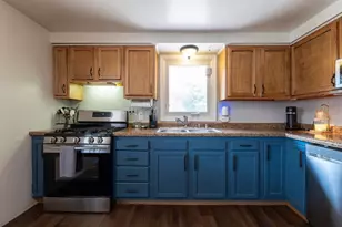 1085 Cumberland Trail, Oshkosh, WI 54904 - Photo 5