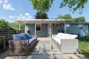 1085 Cumberland Trail, Oshkosh, WI 54904 - Photo 3