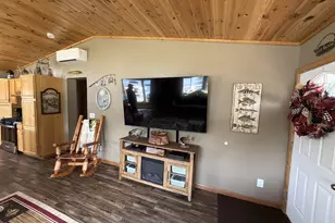 N8871 Oak Ln, Gresham, WI 54128 - Photo 5