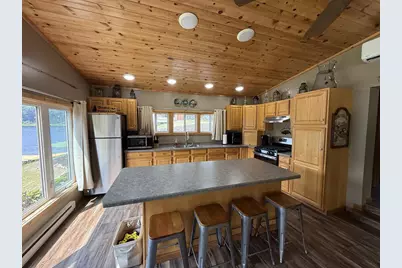 N8871 Oak Lane, Gresham, WI 54128 - Photo 11