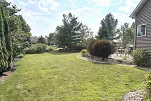 2701 E Glenhurst Ln, Appleton, WI 54913 - Photo 5