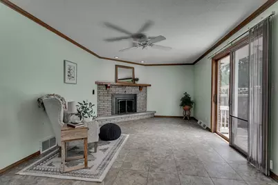 915 E Grant Street, Appleton, WI 54911 - Photo 17