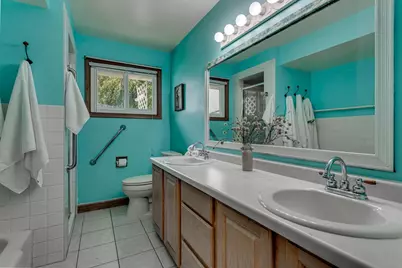 915 E Grant Street, Appleton, WI 54911 - Photo 27