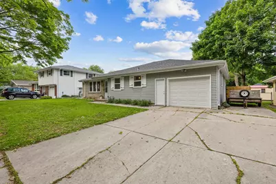 1368 Liberty Street, Green Bay, WI 54304 - Photo 3
