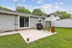 1368 Liberty St, Green Bay, WI 54304 - Photo 29