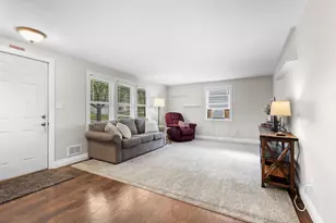 1368 Liberty St, Green Bay, WI 54304 - Photo 5