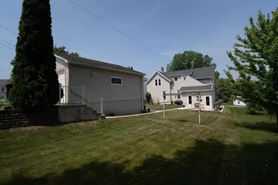 309 Clay Street, Chilton, WI 53014 - Photo 3
