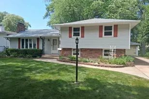 1232 Driftwood Dr, De Pere, WI 54115 - Photo 3