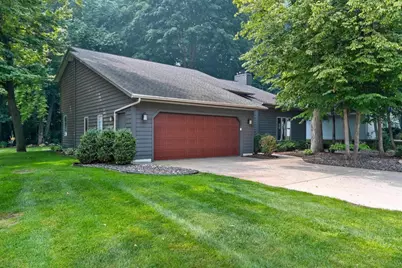 2043 Autumn Leaves Circle, Green Bay, WI 54313 - Photo 35