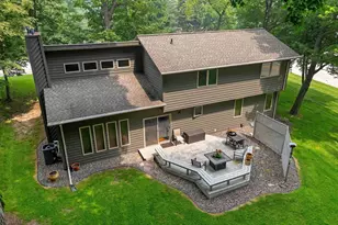2043 Autumn Leaves Cir, Green Bay, WI 54313 - Photo 37