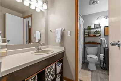 530 E Mitchell Avenue, Appleton, WI 54915 - Photo 33