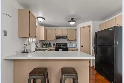 530 E Mitchell Avenue, Appleton, WI 54915 - Photo 9
