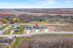 2998 Creekwood Dr, Green Bay, WI 54311 - Photo 59