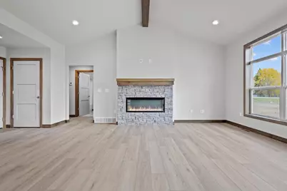 2998 Creekwood Drive, Green Bay, WI 54311 - Photo 13