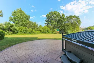 2864 Woodhaven Cir, De Pere, WI 54115 - Photo 17