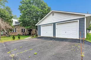 109 E Wisconsin St, Weyauwega, WI 54983 - Photo 5