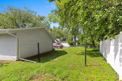 1135 Wirtz Avenue, Green Bay, WI 54305 - Photo 47