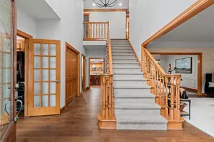 3901 N Millwood Dr, Appleton, WI 54913 - Photo 3