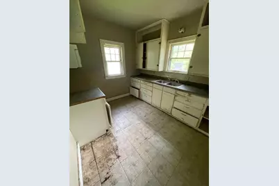 52 N Main Street, Clintonville, WI 54929 - Photo 9