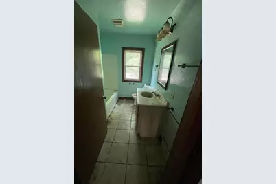 52 N Main Street, Clintonville, WI 54929 - Photo 11
