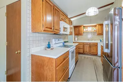 6752 Lee Harbor Lane, Oshkosh, WI 54902 - Photo 11