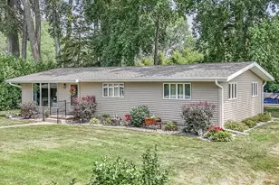 6752 Lee Harbor Ln, Oshkosh, WI 54902 - Photo 33