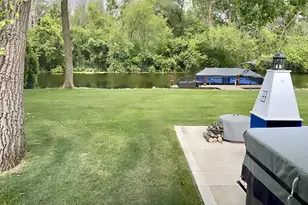 6752 Lee Harbor Ln, Oshkosh, WI 54902 - Photo 51
