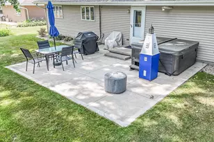 6752 Lee Harbor Ln, Oshkosh, WI 54902 - Photo 37