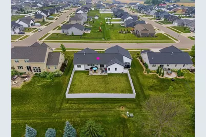 W5638 Hoelzel Way, Appleton, WI 54915 - Photo 45