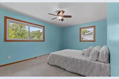 1330 N Briarcliff Drive, Appleton, WI 54915 - Photo 45