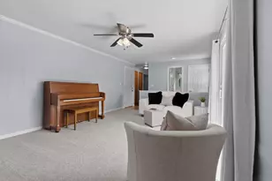 1330 N Briarcliff Dr, Appleton, WI 54915 - Photo 17