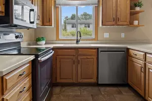 1330 N Briarcliff Dr, Appleton, WI 54915 - Photo 27