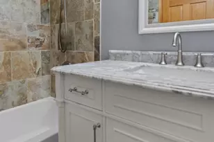 1330 N Briarcliff Dr, Appleton, WI 54915 - Photo 33