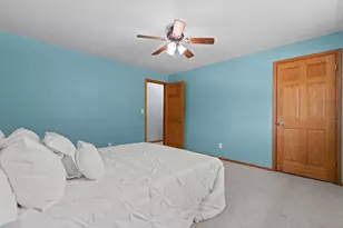 1330 N Briarcliff Dr, Appleton, WI 54915 - Photo 37