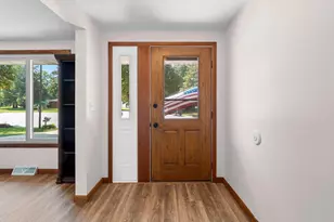 153 Joan Ave, Green Bay, WI 54302 - Photo 5