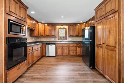 153 Joan Avenue, Green Bay, WI 54302 - Photo 13