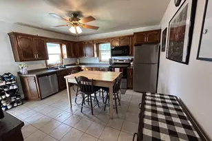 143 Dauphin St, Green Bay, WI 54301 - Photo 5