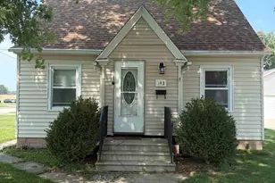 143 Dauphin St, Green Bay, WI 54301 - Photo 1