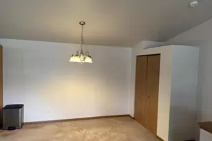 3321 N Casaloma Dr, Appleton, WI 54913 - Photo 3